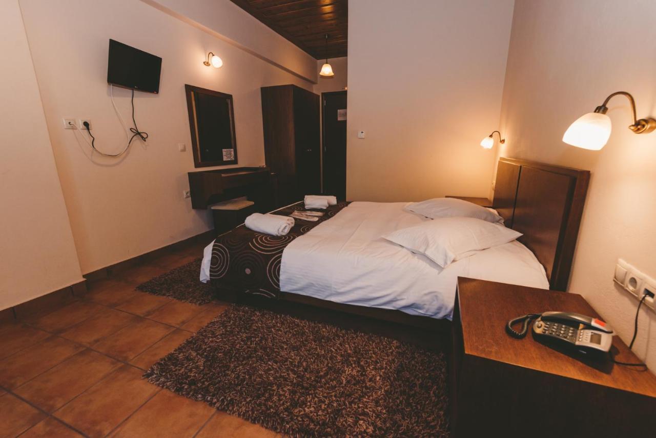 Thea Mainalou Hotel วิตีนา ภายนอก รูปภาพ